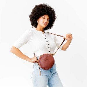 Portland Leather Circle Crossbody in Nutmeg Pebbled Leather